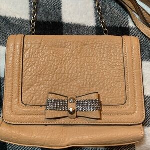 Vintage Jessica Simpson Tan Shoulder Bag with Chain Strap and Studded Bow Accent